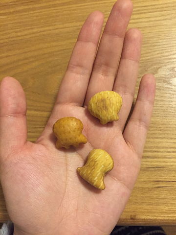 自营meiji 明治 香脆巧克力夹心蝴蝶脆饼 43g